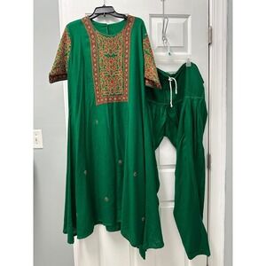 Green Embroidered Salwar Kameez 2PC Set Women Ethnic Wear Tunic & Pants Green